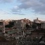 Vue de Rome (Au fond, le Colisée. Vue de Rome lors d'une marche pour (…)